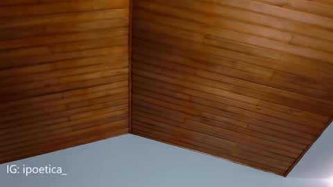 Snapshot of poeeticaa_ chatting on 01.05.25 IG ipoetica online show from 01.05.25