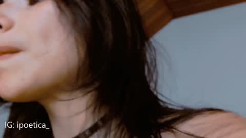 Snapshot of poeeticaa_ chatting on 01.07.25 IG ipoetica online show from 01.07.25