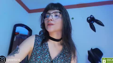 Snapshot of poeeticaa_ chatting on 03.04.26 IG ipoetica online show from 03.04.26