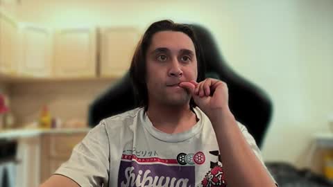 Snapshot of pohyi_ chatting on 01.13.26 pohyi_ online show from 01.13.26