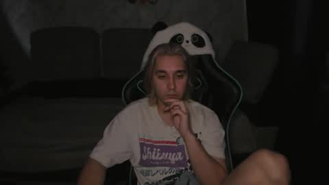 Snapshot of pohyi_ chatting on 03.13.26 pohyi_ online show from 03.13.26