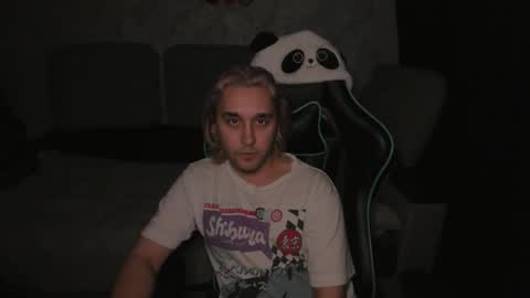 Snapshot of pohyi_ chatting on 03.13.26 pohyi_ online show from 03.13.26