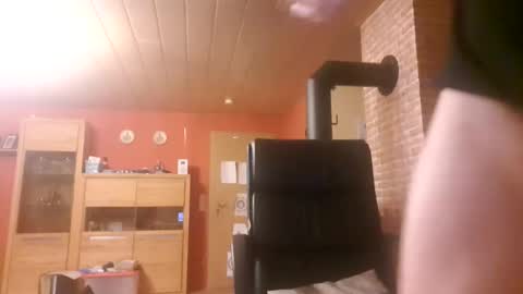 Snapshot of pointman72 chatting on 11.07.25 pointman72 online show from 11.07.25