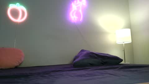 Snapshot of poisonedpeach chatting on 01.15.25 Jenna online show from 01.15.25