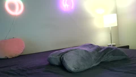 Snapshot of poisonedpeach chatting on 01.18.25 Jenna online show from 01.18.25