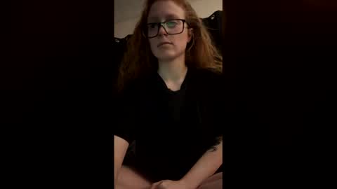 Snapshot of poisonivyy95 chatting on 03.14.26 poisonivyy95 online show from 03.14.26