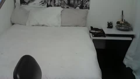 polina_p online show from 04.23.26