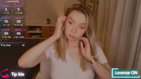 Snapshot of polinajones chatting on 02.11.26 PolinaJones online show from 02.11.26