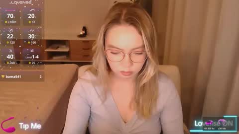 Snapshot of polinajones chatting on 02.17.26 PolinaJones online show from 02.17.26
