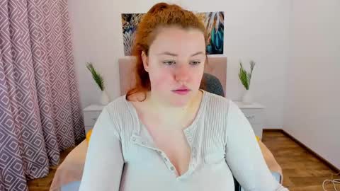 Snapshot of polinasallivan chatting on 12.09.24 Polina online show from 12.09.24