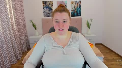 Snapshot of polinasallivan chatting on 12.09.24 Polina online show from 12.09.24