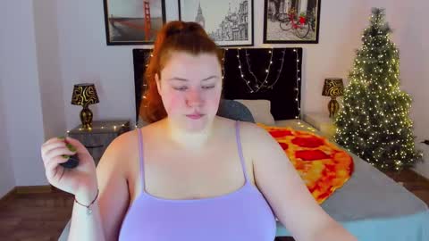 Snapshot of polinasallivan chatting on 12.23.24 Polina online show from 12.23.24