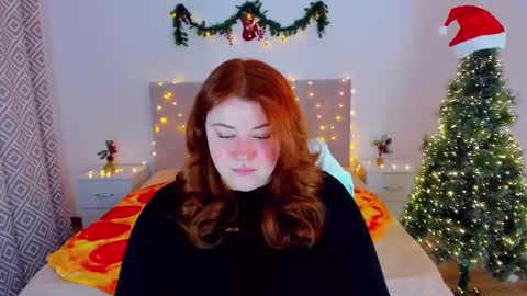 Snapshot of polinasallivan chatting on 12.24.24 Polina online show from 12.24.24