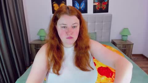 Snapshot of polinasallivan chatting on 01.15.25 Polina online show from 01.15.25