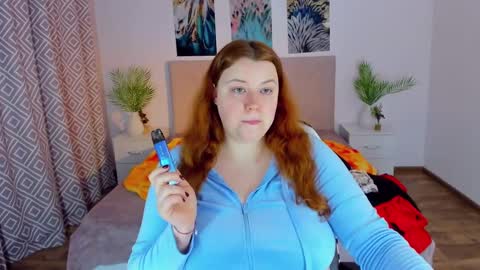 Snapshot of polinasallivan chatting on 01.23.25 Polina online show from 01.23.25