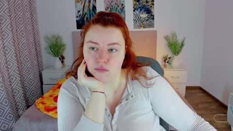 Snapshot of polinasallivan chatting on 01.25.25 Polina online show from 01.25.25