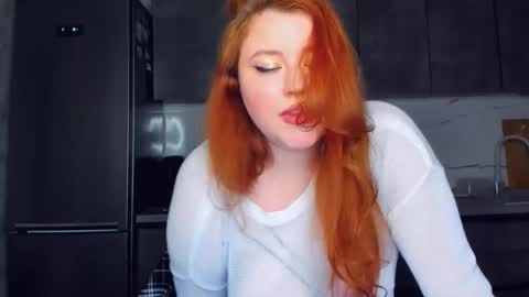 Snapshot of polinasallivan chatting on 02.13.25 Polina online show from 02.13.25