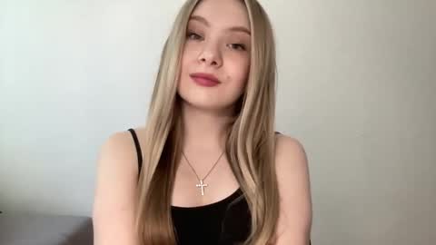 polishangel222 online show from 05.20.26