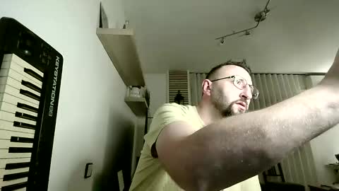 polllaman_23 online show from 11.04.25