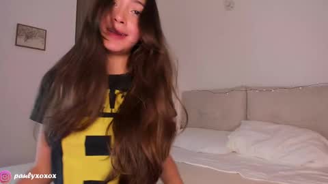 Polly online show from 09.18.25