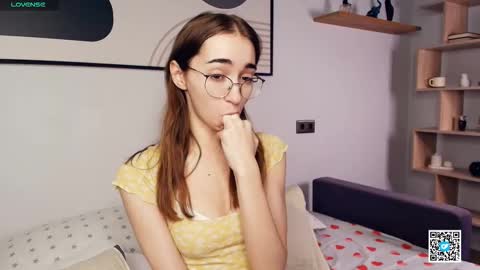 Polly online show from 09.25.25