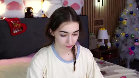 Polly online show from 01.12.26