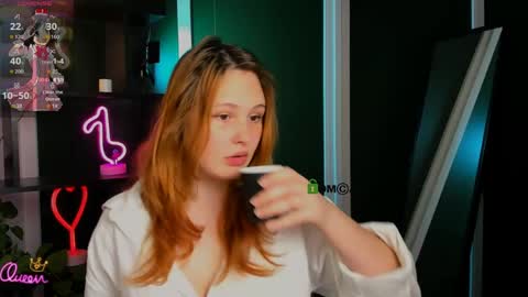 polly_cute1 online show from 04.22.26