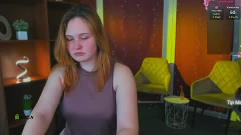 polly_cute1 online show from 04.30.26