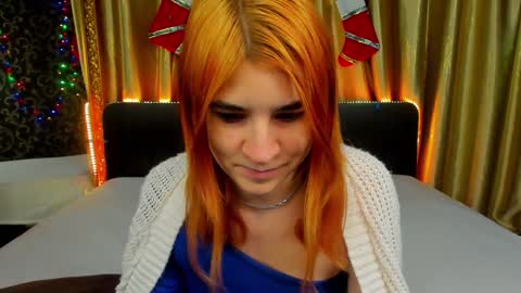 Snapshot of polly_love_ chatting on 12.17.24 Polly online show from 12.17.24