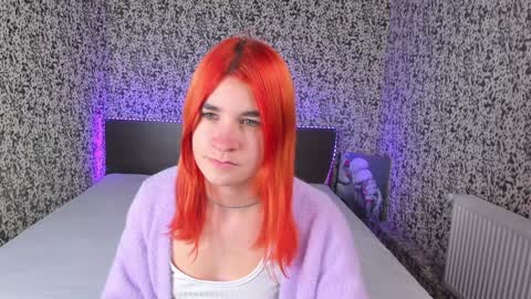 Snapshot of polly_love_ chatting on 01.04.25 Polly online show from 01.04.25