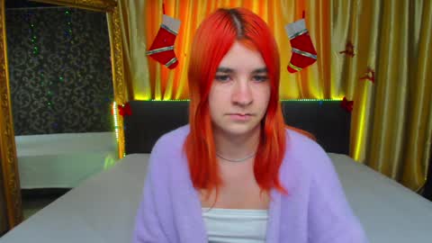 Snapshot of polly_love_ chatting on 01.12.25 Polly online show from 01.12.25