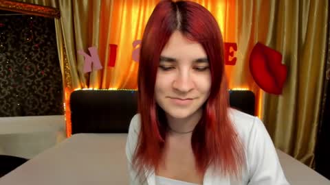 Snapshot of polly_love_ chatting on 02.18.25 Polly online show from 02.18.25