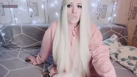 Polly online show from 07.30.26