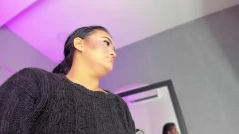 POLLY online show from 03.11.25