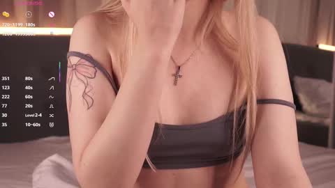 Anna online show from 09.15.25