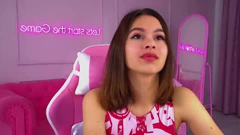 Snapshot of pollylanders chatting on 10.04.25 Polly online show from 10.04.25