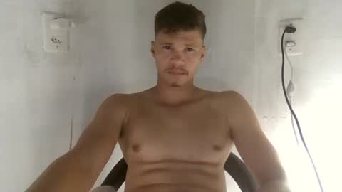 Snapshot of pollyster chatting on 02.01.26 pollyster online show from 02.01.26