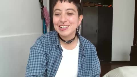 Snapshot of poly_mer chatting on 12.12.24 Poly online show from 12.12.24