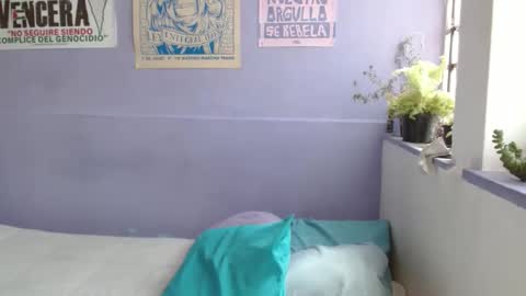 Snapshot of poly_mer chatting on 01.07.25 Poly online show from 01.07.25