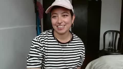 Snapshot of poly_mer chatting on 01.17.25 Poly online show from 01.17.25