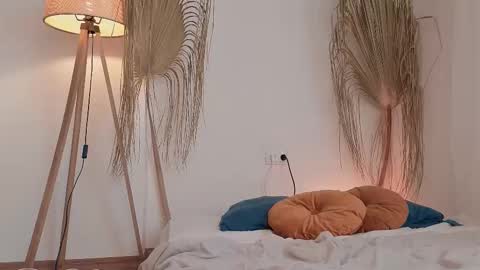 Snapshot of polynessia chatting on 03.04.26 Polina online show from 03.04.26