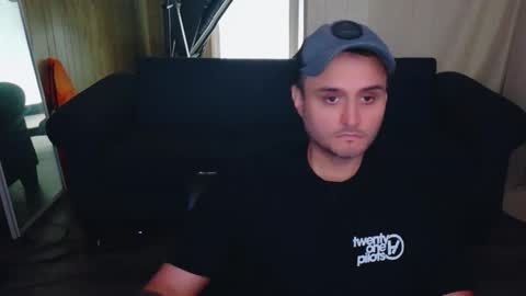 poo_c_licker213 online show from 10.13.25