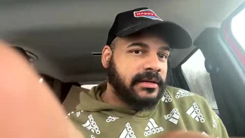 Snapshot of popfizzt chatting on 12.05.24 popfizzt online show from 12.05.24