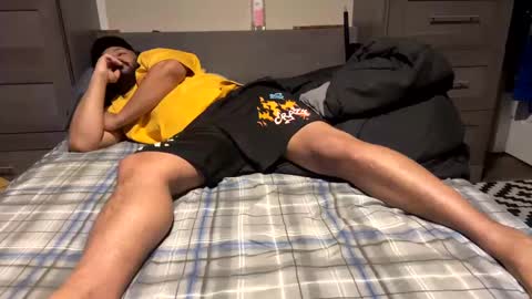 Snapshot of popfizzt chatting on 12.10.24 popfizzt online show from 12.10.24