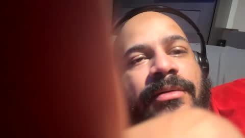 Snapshot of popfizzt chatting on 12.27.24 popfizzt online show from 12.27.24