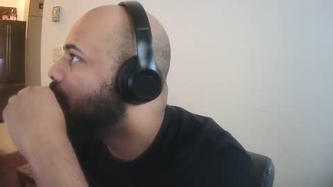 Snapshot of popfizzt chatting on 09.10.25 popfizzt online show from 09.10.25