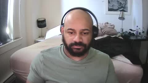 Snapshot of popfizzt chatting on 09.22.25 popfizzt online show from 09.22.25