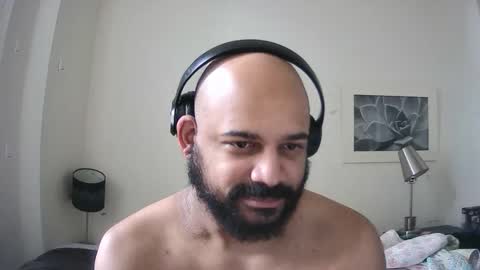 Snapshot of popfizzt chatting on 10.16.25 popfizzt online show from 10.16.25