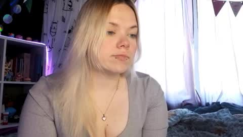 KarenChan online show from 03.18.26