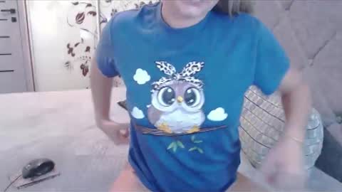 Snapshot of popkornmolli chatting on 09.16.25 popkornmolli online show from 09.16.25